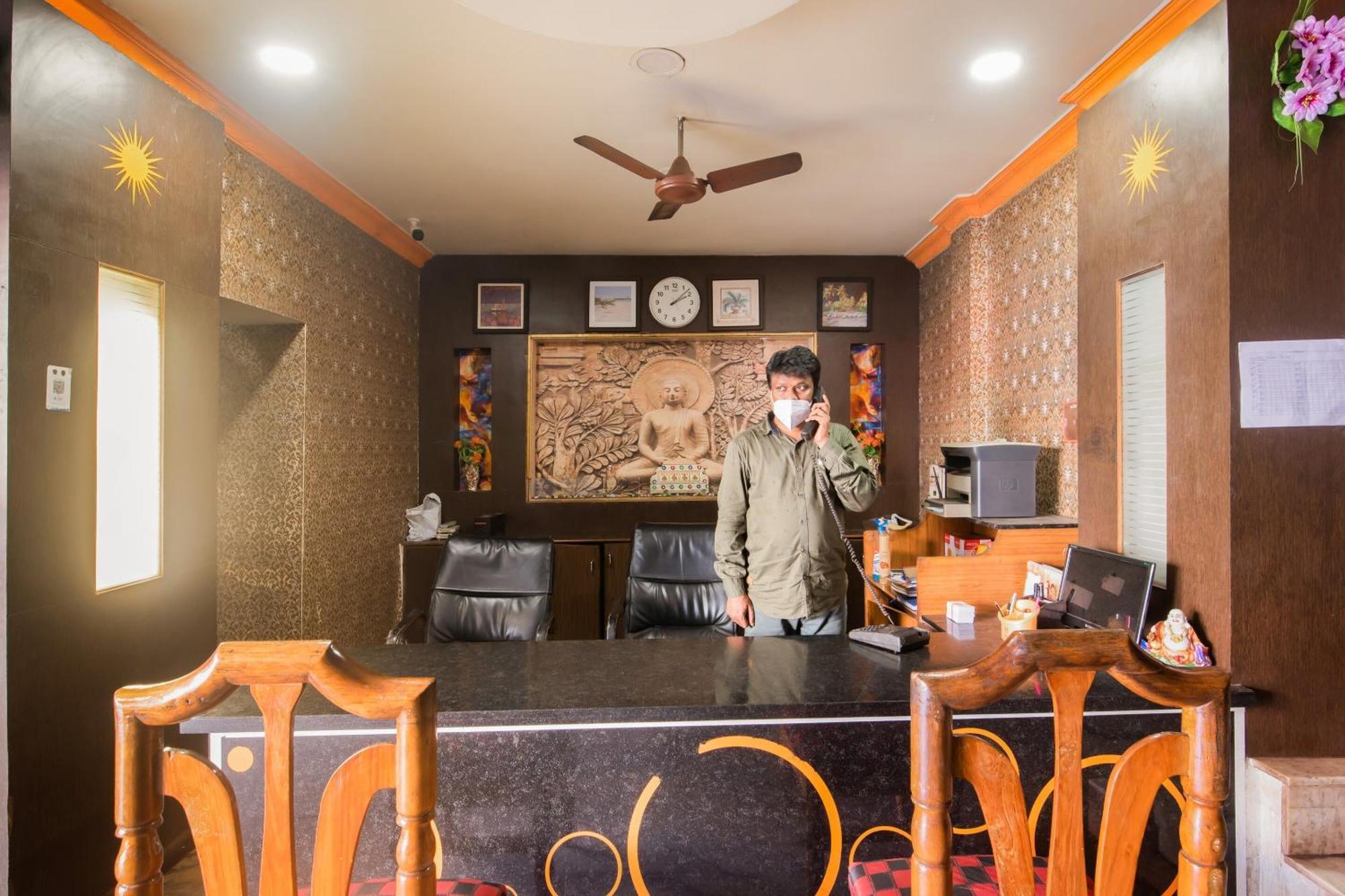 Spot On Hotel Manikanta Residency Visakhapatnam Eksteriør bilde