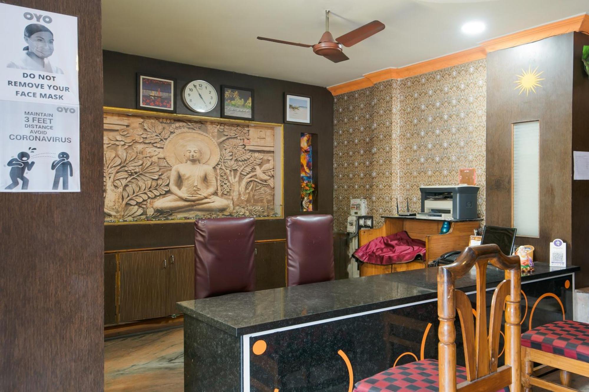 Spot On Hotel Manikanta Residency Visakhapatnam Eksteriør bilde